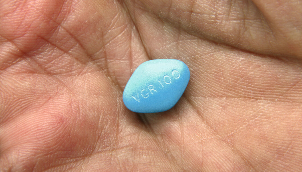 Viagra var det første legemidlet av sitt slag. Bivirkningene ved bruk av Viagra er forskjellige fra person til person, men de vanligste er hodepine, svimmelhet og rødming. (Foto: Science Photo Library) Viagra var det første legemidlet av sitt slag. Bivirkningene ved bruk av Viagra er forskjellige fra person til person, men de vanligste er hodepine, svimmelhet og rødming. (Foto: Science Photo Library)