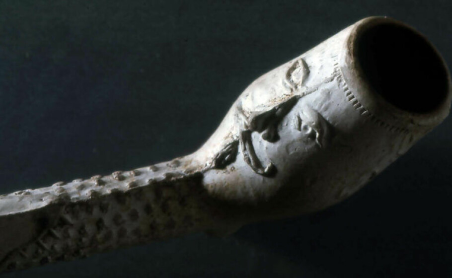 A clay pipe — called a Jonas pipe — from the 1600s. (Photo: Norwegian Directorate for Cultural Heritage)
