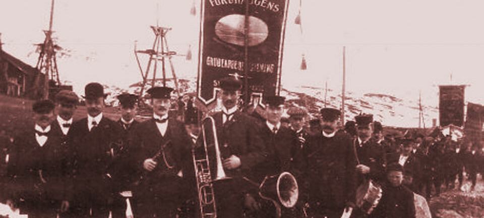 1. mai i Sulitjelma, 1908. (Foto: Wikimedia Commons)