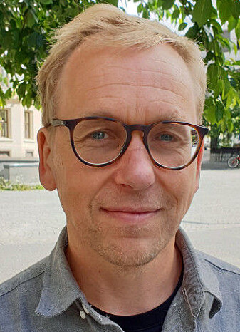 – Det er bra å peke på hvor alvorlig katastrofen er. Men vi må være forsiktige med å male et bilde av at dette er verdens ende, for da vil folk gå inn i en panikktilstand og bidra til mer skade, sier sosiolog Sveinung Sandberg. – Det er bra å peke på hvor alvorlig katastrofen er. Men vi må være forsiktige med å male et bilde av at dette er verdens ende, for da vil folk gå inn i en panikktilstand og bidra til mer skade, sier sosiolog Sveinung Sandberg.