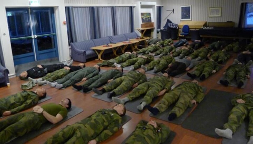 Ph.d.-stipendiat Anders Meland forsker på hvilken effekt mindfulness-trening har på høypresterende menn i Luftforsvaret og eliteseriefotball.  (Foto: Anders Meland)