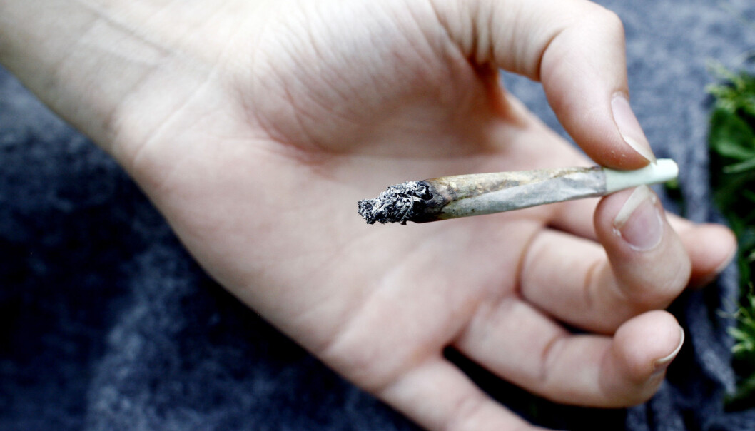 Langt flere unge som har fått behandling for psykiske lidelser har prøvd narkotika sammenlignet med andre unge, viser ny studie fra Hordaland. (Foto: Sara Johannessen/NTB/Scanpix) Langt flere unge som har fått behandling for psykiske lidelser har prøvd narkotika sammenlignet med andre unge, viser ny studie fra Hordaland. (Foto: Sara Johannessen/NTB/Scanpix)