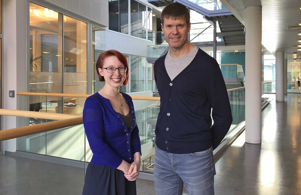 Stipendiat Meghan Bradway og professor Eirik Årsand bidrar gjerne med e-helseforskning som kan redusere bruk av tobakk. (Foto: Lene Lundberg) Stipendiat Meghan Bradway og professor Eirik Årsand bidrar gjerne med e-helseforskning som kan redusere bruk av tobakk. (Foto: Lene Lundberg)