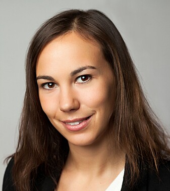 Mikrobiolog Maja Sidstedt har funnet metoder for å sikre analyser av forurenset biologisk materiale på åsteder. (Foto: Lund Universitet) Mikrobiolog Maja Sidstedt har funnet metoder for å sikre analyser av forurenset biologisk materiale på åsteder. (Foto: Lund Universitet)
