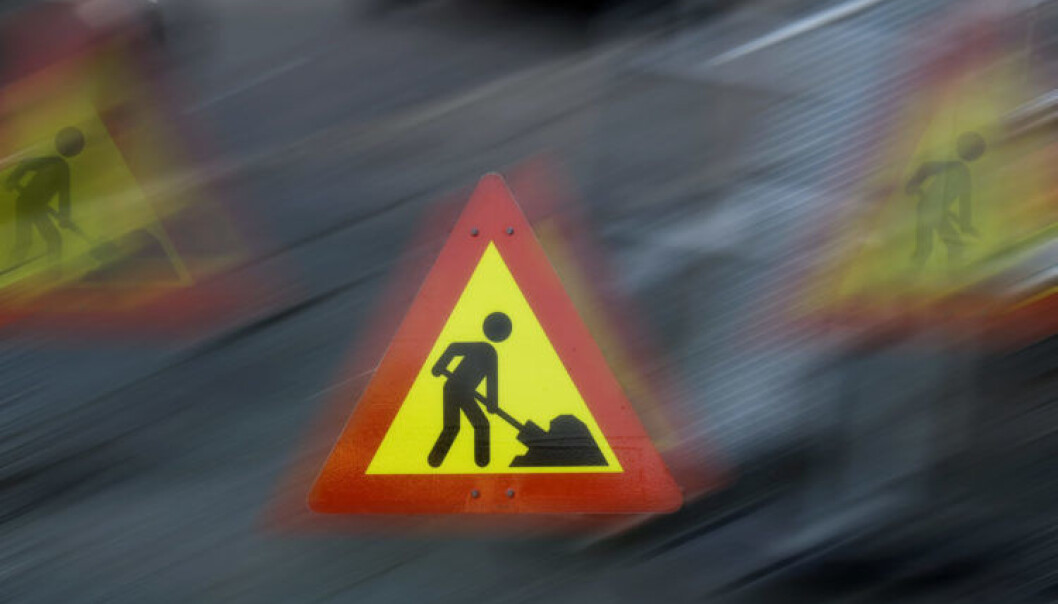 Renata Torquato Steinbakk i Statens vegvesen har undersøkt hvordan menneskelige faktorer påvirker bilistenes valg av fart ved veiarbeid. (Foto: Knut Opeide). Renata Torquato Steinbakk i Statens vegvesen har undersøkt hvordan menneskelige faktorer påvirker bilistenes valg av fart ved veiarbeid. (Foto: Knut Opeide).