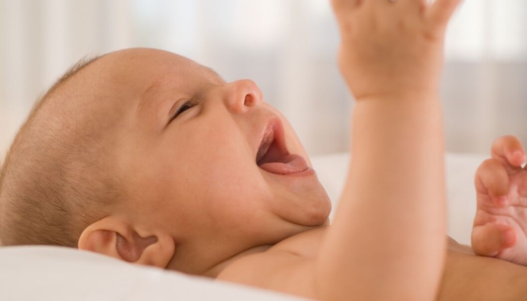 Spedbarn blir mer motiverte til å utvikle språk jo mer de hører seg selv, tror forskere. (Illustrasjonsfoto: Colourbox) Spedbarn blir mer motiverte til å utvikle språk jo mer de hører seg selv, tror forskere. (Illustrasjonsfoto: Colourbox)