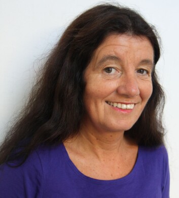 Professor Catharina de Lange Davies ved NTNU forsker på bruken av nanomedisin sammen med ultralyd. Dette skal gi bedre kreftbehandling. (Foto: NTNU) Professor Catharina de Lange Davies ved NTNU forsker på bruken av nanomedisin sammen med ultralyd. Dette skal gi bedre kreftbehandling. (Foto: NTNU)