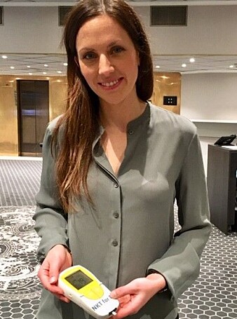 Karianne Svendsen tilbød nordmenn å sjekke kolesterolet sitt, i en landsomfattende studie. Seks av ti har over anbefalt nivå, og 11 prosent hadde faretruende høyt kolesterol. (Foto: Anne Lise Stranden) Karianne Svendsen tilbød nordmenn å sjekke kolesterolet sitt, i en landsomfattende studie. Seks av ti har over anbefalt nivå, og 11 prosent hadde faretruende høyt kolesterol. (Foto: Anne Lise Stranden)