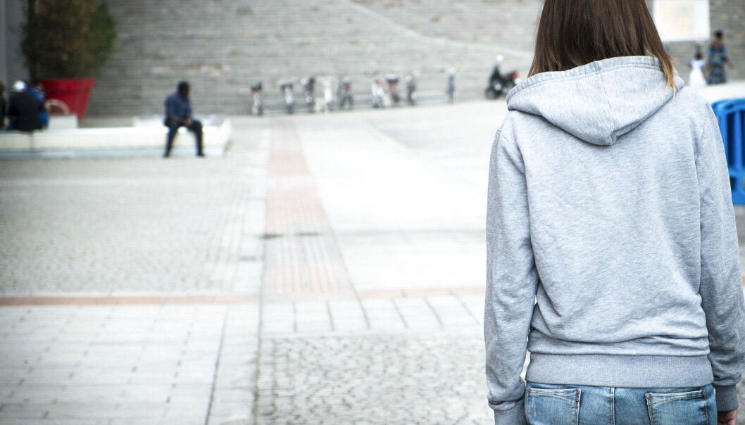 Halvparten av de schizofrene som var med i en ny studie oppga at de har prøvd å ta sitt liv eller skadet seg selv. De fikk senere relevant behandling enn de andre i gruppen, viser studien. (Foto: Microstock) Halvparten av de schizofrene som var med i en ny studie oppga at de har prøvd å ta sitt liv eller skadet seg selv. De fikk senere relevant behandling enn de andre i gruppen, viser studien. (Foto: Microstock)