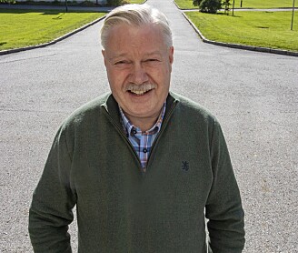 Sjefsforsker Tom Arild Blix ved Forsvarets forskningsinstitutt er ute med en ny rapport som ser på romværs betydning for Forsvaret og samfunnet ellers. – Vi er dårlig forberedt, mener han. (Foto: Lars Aarønæs) Sjefsforsker Tom Arild Blix ved Forsvarets forskningsinstitutt er ute med en ny rapport som ser på romværs betydning for Forsvaret og samfunnet ellers. – Vi er dårlig forberedt, mener han. (Foto: Lars Aarønæs)