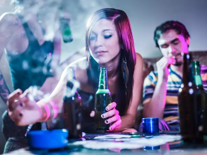 Skilsmisseungomdom er ifølge en ny undersøkelse ikke mer tilbøyelig til å begynne å røyke og drikke enn sine jevnaldrende.  