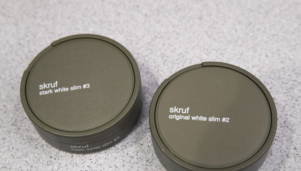 De nye snusboksene har et nøytralt utseende. (Arkivfoto: Terje Bendiksby, NTB scanpix) De nye snusboksene har et nøytralt utseende. (Arkivfoto: Terje Bendiksby, NTB scanpix)