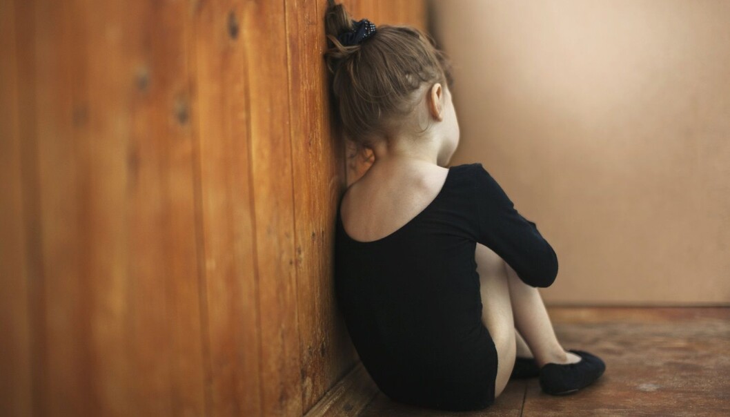 Hvis du vet, eller tror, at noen kan bli utsatt for vold eller overgrep, kan du ha en lovpålagt plikt til å forsøke å avverge at det skjer. (Illustrasjon: Artsiom Kuchynski / Shutterstock / NTB scanpix) Hvis du vet, eller tror, at noen kan bli utsatt for vold eller overgrep, kan du ha en lovpålagt plikt til å forsøke å avverge at det skjer. (Illustrasjon: Artsiom Kuchynski / Shutterstock / NTB scanpix)