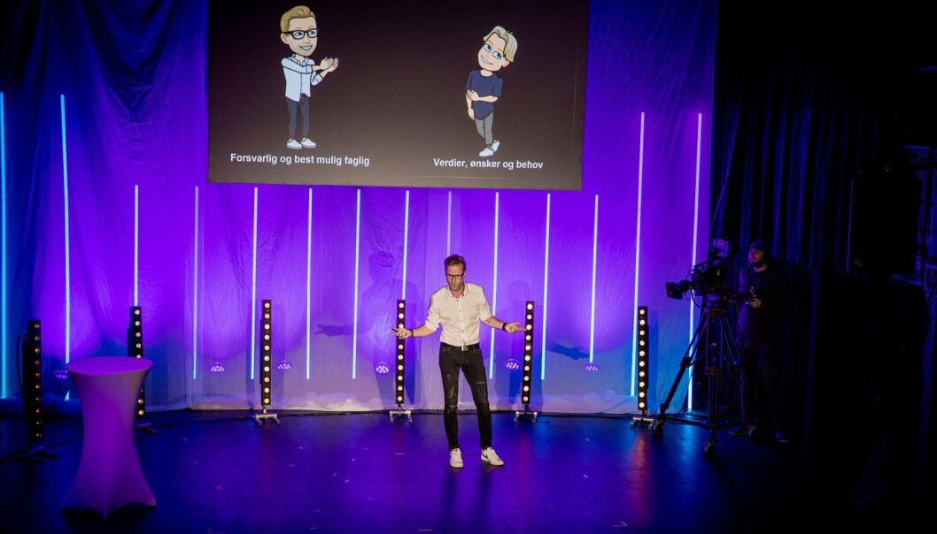 Stig Bjønness var nylig deltaker i den regionale finalen av Forsker Grand Prix i Stavanger. Her presenterte han prosjektet sitt på fire minutter foran en jury og publikum. (Foto: Mari Løvås) Stig Bjønness var nylig deltaker i den regionale finalen av Forsker Grand Prix i Stavanger. Her presenterte han prosjektet sitt på fire minutter foran en jury og publikum. (Foto: Mari Løvås)
