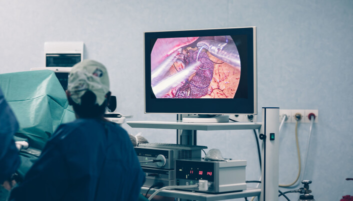 Ny forskning viser at det fortsatt er for lite kunnskap om de langsiktige erfaringene ved å leve med en fedmeoperert kropp. (Illustrasjon: MAD.vertise / Shutterstock / NTB scanpix) Ny forskning viser at det fortsatt er for lite kunnskap om de langsiktige erfaringene ved å leve med en fedmeoperert kropp. (Illustrasjon: MAD.vertise / Shutterstock / NTB scanpix)