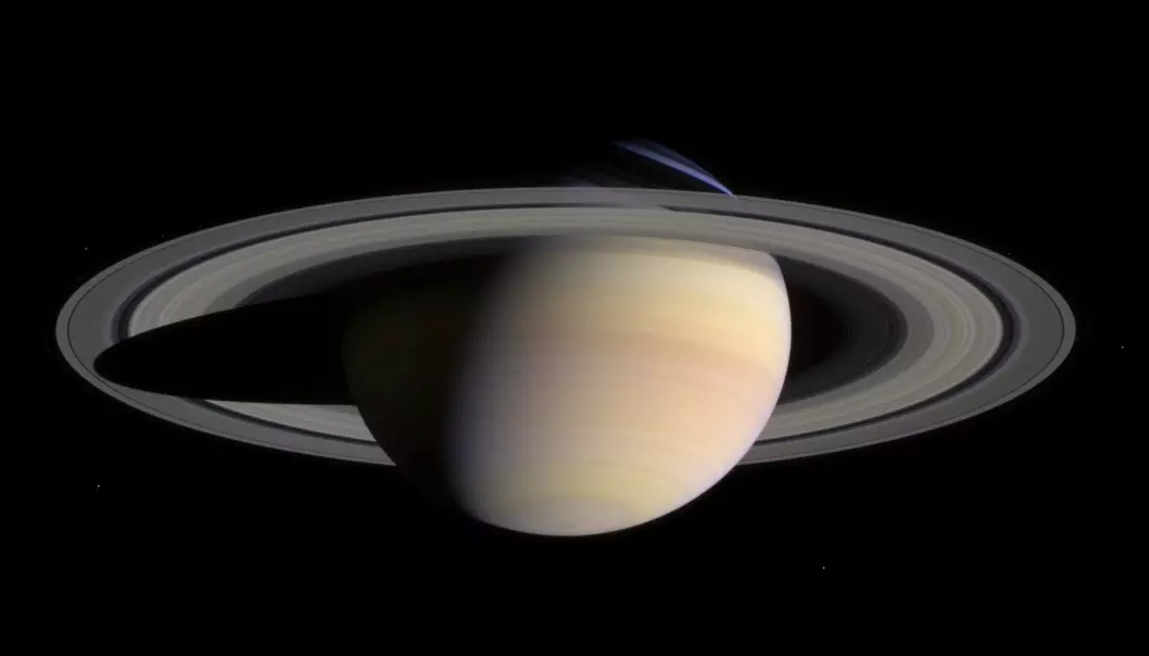 Saturn er nå den planeten i solsystemet vårt med flest måner. (Bilde: NASA / JPL / Space Science Institute)
