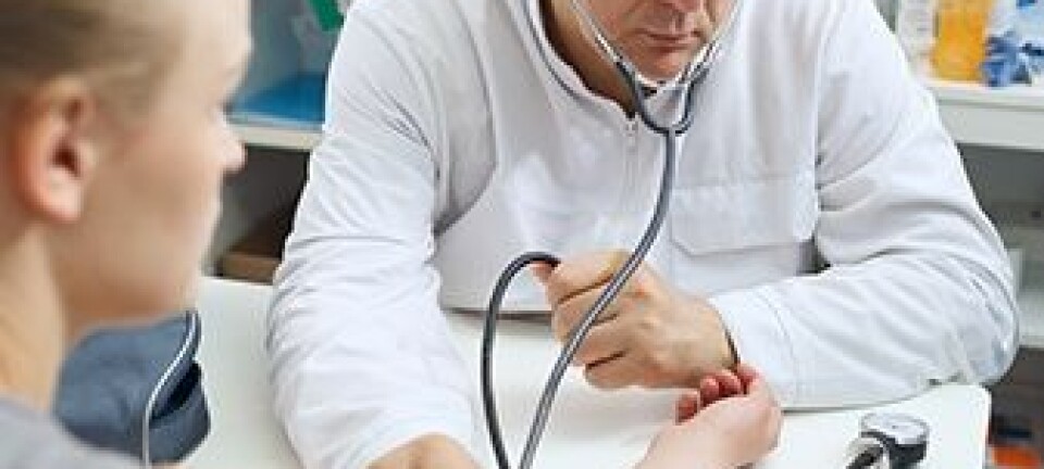Danskene blir ikke mer friske av å få sjekket helsen hos legen, viser ny forskning. (Foto: Colourbox) Colourbox