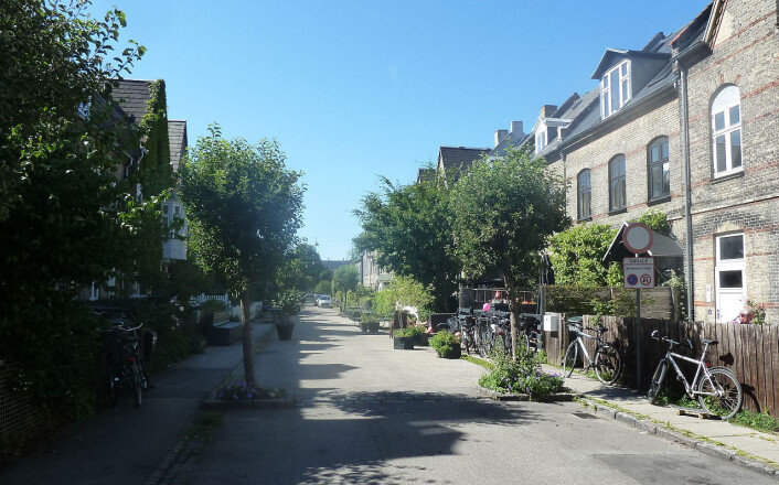 Kartoffelrækkerne eller Farimagsgade-kvarteret er et kvarter i København ved Sortedamssøen som består av 480 hus bygget av Arbejdernes Byggeforening i perioden 1873–1889. (Foto: Leif Jørgensen, Creative Commons) Kartoffelrækkerne eller Farimagsgade-kvarteret er et kvarter i København ved Sortedamssøen som består av 480 hus bygget av Arbejdernes Byggeforening i perioden 1873–1889. (Foto: Leif Jørgensen, Creative Commons)