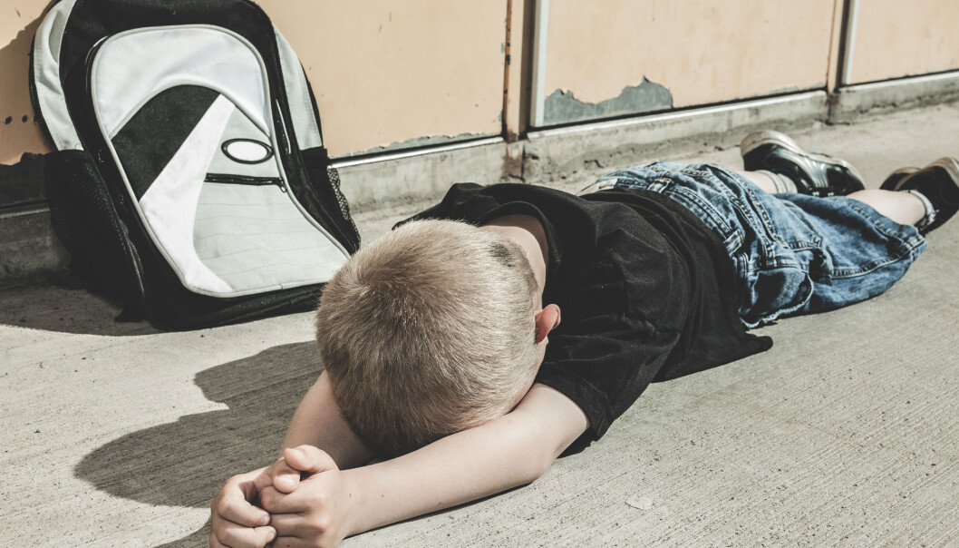 Barn med det sjeldne syndromet Smith-Magenis får ofte en spesifikk atferd. De kan dunke hodet, skade seg selv, være aggressive eller hyperaktive. (Illustrasjon: Lopolo / Shutterstock / NTB scanpix) Barn med det sjeldne syndromet Smith-Magenis får ofte en spesifikk atferd. De kan dunke hodet, skade seg selv, være aggressive eller hyperaktive. (Illustrasjon: Lopolo / Shutterstock / NTB scanpix)