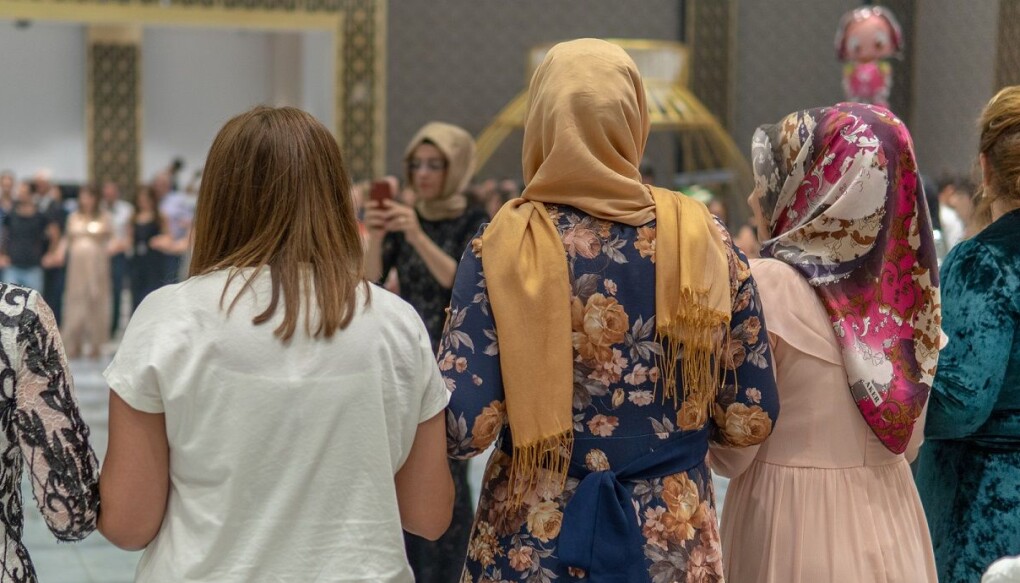 Forskerne tror at siden kurdere er en gruppe politiske flyktninger uten anerkjent nasjonalstat, kan det tenkes at arrangementer som internasjonal uke blir ekstra viktige for dem. (Illustrasjon: Scott Biales DitchTheMap / Shutterstock / NTB scanpix) Forskerne tror at siden kurdere er en gruppe politiske flyktninger uten anerkjent nasjonalstat, kan det tenkes at arrangementer som internasjonal uke blir ekstra viktige for dem. (Illustrasjon: Scott Biales DitchTheMap / Shutterstock / NTB scanpix)