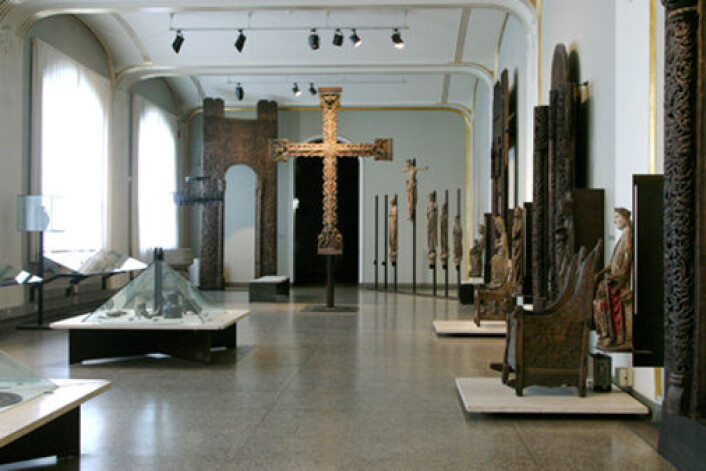 Middelalderutstillingen i 1. etasje ved Kulturhistorisk museum i Oslo er et godt eksempel på hvordan vi nesten utelukkende blir vist den tidlige middelalderkunsten vår. (Foto: Kulturhistorisk museum, UiO) Middelalderutstillingen i 1. etasje ved Kulturhistorisk museum i Oslo er et godt eksempel på hvordan vi nesten utelukkende blir vist den tidlige middelalderkunsten vår. (Foto: Kulturhistorisk museum, UiO)