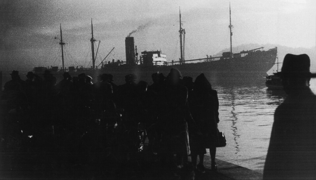 Ved Amerikalinjens kai, Utstikker 1 i Oslo, forlot det tyske skipet Donau kaia den 26. november 1942. Om bord var 529 jøder som skulle til utryddingsleirene. Forskere gjør fortsatt nye funn i arkivene som avdekker hvor mye norske politikere visste om hvor de skulle. (Foto: Georg W. Fossum/NTB scanpix) Ved Amerikalinjens kai, Utstikker 1 i Oslo, forlot det tyske skipet Donau kaia den 26. november 1942. Om bord var 529 jøder som skulle til utryddingsleirene. Forskere gjør fortsatt nye funn i arkivene som avdekker hvor mye norske politikere visste om hvor de skulle. (Foto: Georg W. Fossum/NTB scanpix)