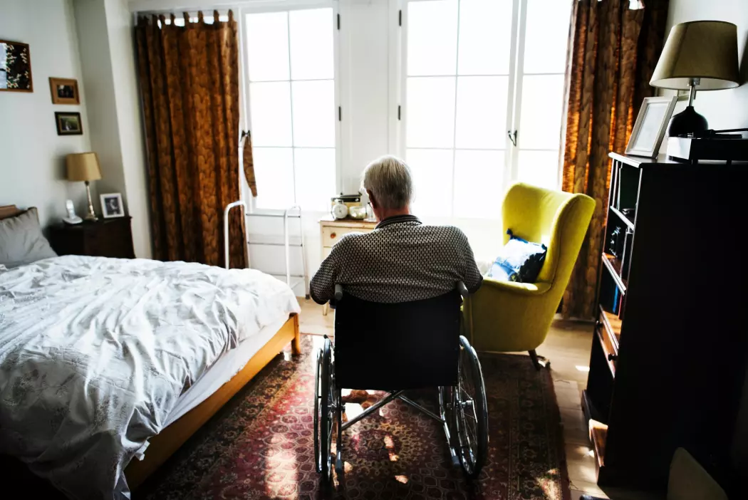 Gjennomsnittsalderen for å få ALS er 60 år, og flere menn rammes enn kvinner. (Illustrasjonsbilde: Rawpixel.com, Shutterstock, NTB scanpix)