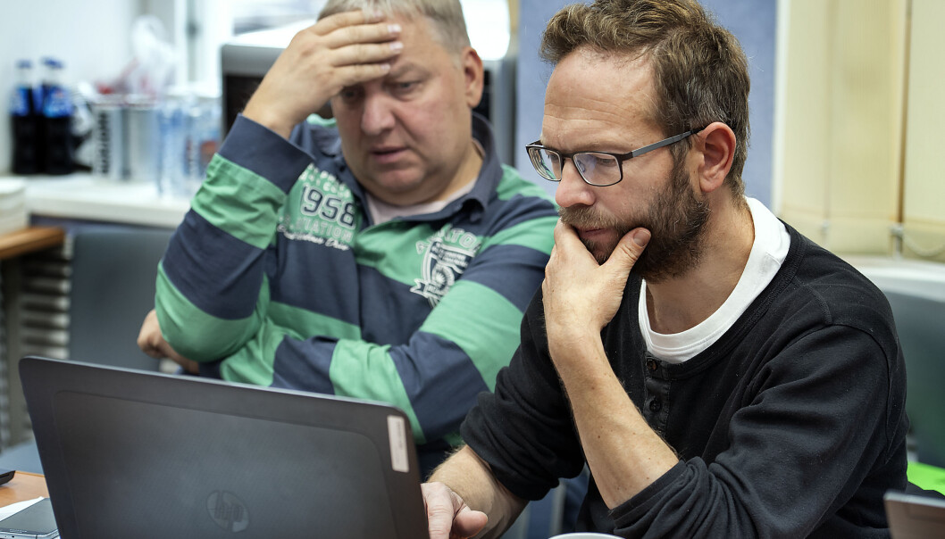 Havforskarane Jurij Kovaljov (t.v.) og Georg Skaret i tett samarbeid om kvoterådet for lodde. (Foto: Gunnar Sætra / Havforskingsinstituttet) Havforskarane Jurij Kovaljov (t.v.) og Georg Skaret i tett samarbeid om kvoterådet for lodde. (Foto: Gunnar Sætra / Havforskingsinstituttet)