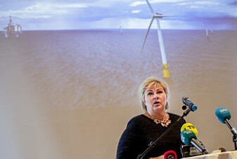 Forskerne ønsker seg mer offensiv politikk for å få fart på industri knyttet til havvind. Bildet av statsminister Erna Solberg er tatt under pressekonferansen i forbindelse med Equinors søknad om støtte til Hywind Tampen. (Foto: Vidar Ruud / NTB scanpix) Forskerne ønsker seg mer offensiv politikk for å få fart på industri knyttet til havvind. Bildet av statsminister Erna Solberg er tatt under pressekonferansen i forbindelse med Equinors søknad om støtte til Hywind Tampen. (Foto: Vidar Ruud / NTB scanpix)