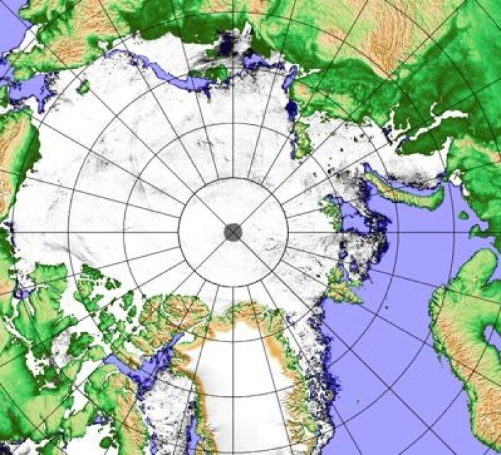 Datoen er 22. mai, og man begynner omsider å se noe blått hav i iskart fra Polhavet. (Foto: (Univ Bremen, basert på data fra AMSR2/JAXA)) Datoen er 22. mai, og man begynner omsider å se noe blått hav i iskart fra Polhavet. (Foto: (Univ Bremen, basert på data fra AMSR2/JAXA))