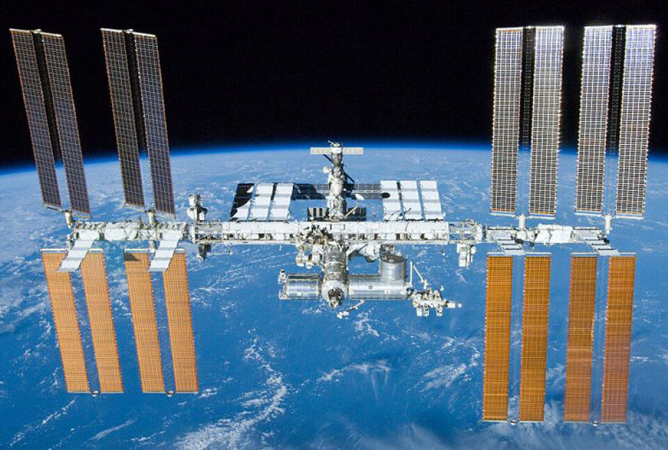 Den Internasjonale romstasjonen. Bildet ble tatt av en blant mannskapet på romferga Atlantis i mai, 2010. (Foto: NASA/Crew of STS-132)