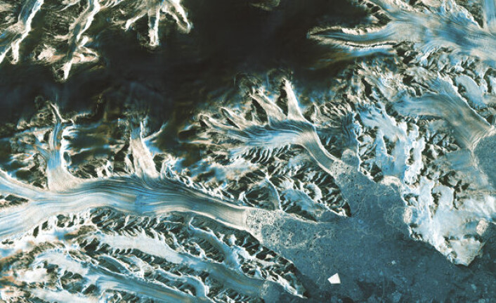 Den europeiske miljøsatellitten Sentinel-1s bilde av isbreer på den antarktiske halvøy i april 2014. (Foto: ESA) Den europeiske miljøsatellitten Sentinel-1s bilde av isbreer på den antarktiske halvøy i april 2014. (Foto: ESA)