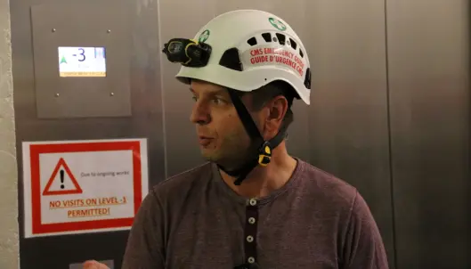 Lars Tore Rødne jobber ved CMS til vanlig. Akkurat nå er han reiseguide for norske journalister. (Foto: Lasse Biørnstad) Lars Tore Rødne jobber ved CMS til vanlig. Akkurat nå er han reiseguide for norske journalister. (Foto: Lasse Biørnstad)