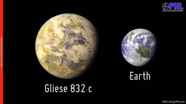 Slik ser en kunstner for seg Gliese 832c målt mot jordkloden. Ifølge astronomenes beregninger har planeten en masse på 5,4 ganger Jordas (Foto: Planetary Habitability Laboratory, Arecibo) Slik ser en kunstner for seg Gliese 832c målt mot jordkloden. Ifølge astronomenes beregninger har planeten en masse på 5,4 ganger Jordas (Foto: Planetary Habitability Laboratory, Arecibo)