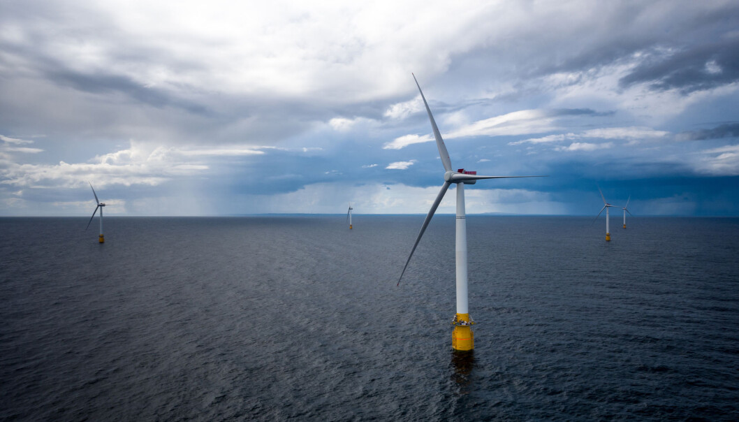 Havforskningsinstituttet fraråder bygging av havvindmøller utenfor Hammerfest. Her et bilde av Equinors Hywind Buchan vindmølleanlegg utenfor Skottland. (Illustrasjonsfoto: Øyvind Gravås, Equinor, NTB scanpix) Havforskningsinstituttet fraråder bygging av havvindmøller utenfor Hammerfest. Her et bilde av Equinors Hywind Buchan vindmølleanlegg utenfor Skottland. (Illustrasjonsfoto: Øyvind Gravås, Equinor, NTB scanpix)