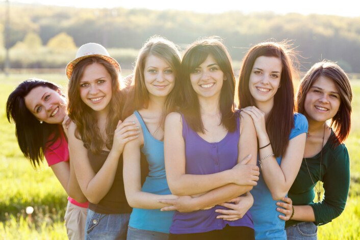 Selv om den nye studien viser at en rekke gener er involvert, kan de bare forklare 60 prosent av tidspunktet for første menstruasjon. Resten er livsstilsbetinget. (Foto: Microstock) Selv om den nye studien viser at en rekke gener er involvert, kan de bare forklare 60 prosent av tidspunktet for første menstruasjon. Resten er livsstilsbetinget. (Foto: Microstock)