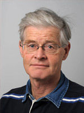 Professor i medisin Per Brodal sier at ikke alle har evnen til å knekke opp fingrer og andre ledd. Han nevner en nylig studie der bare omtrent halvparten klarte å knekke fingerleddene. Professor i medisin Per Brodal sier at ikke alle har evnen til å knekke opp fingrer og andre ledd. Han nevner en nylig studie der bare omtrent halvparten klarte å knekke fingerleddene.