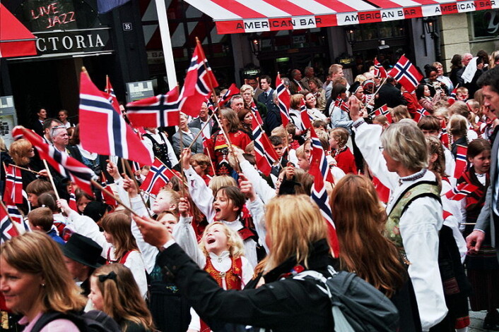 17. mai-tog i Oslo. (Foto: Wikimedia commons) 17. mai-tog i Oslo. (Foto: Wikimedia commons)