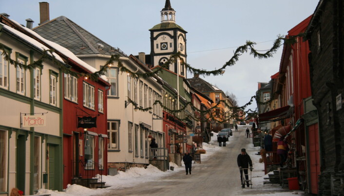 Røros er en populær turistdestinasjon. Det hadde byen neppe vært uten kulturminnene og synlige spor etter historien. Foto: Solveig Hjelme/Wikimedia Commons Røros er en populær turistdestinasjon. Det hadde byen neppe vært uten kulturminnene og synlige spor etter historien. Foto: Solveig Hjelme/Wikimedia Commons