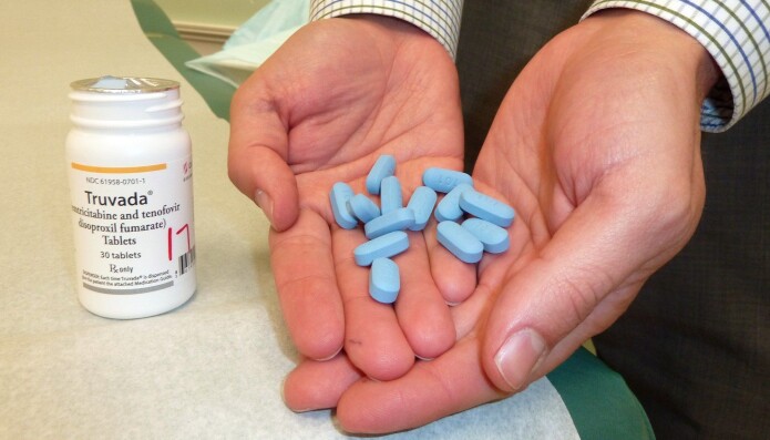 Det er foreløpig ingenting som tyder på at hiv-medisinen PrEP bidrar til øke resistensen, ifølge forskerne. Kanskje bidrar den derimot til mindre resistens. Forskerne ved Folkehelseinstituttet vet ikke, men følger med på det fremover. Det er foreløpig ingenting som tyder på at hiv-medisinen PrEP bidrar til øke resistensen, ifølge forskerne. Kanskje bidrar den derimot til mindre resistens. Forskerne ved Folkehelseinstituttet vet ikke, men følger med på det fremover.