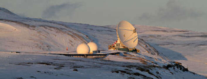 Statens kartverks geodetiske jordobservatorium i Ny-Ålesund på Svalbard. Foto: Bjørn-Owe Holmberg Statens kartverks geodetiske jordobservatorium i Ny-Ålesund på Svalbard. Foto: Bjørn-Owe Holmberg