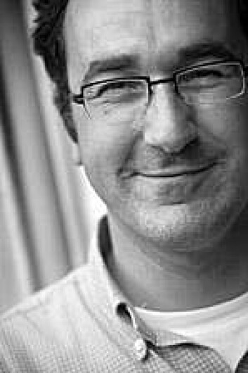 Diederik Stapel er suspendert fra stillingen som professor ved nederlandske Tilburg University etter forskningsjuks og kan bli politianmeldt. (Foto: Tilburg University) Diederik Stapel er suspendert fra stillingen som professor ved nederlandske Tilburg University etter forskningsjuks og kan bli politianmeldt. (Foto: Tilburg University)