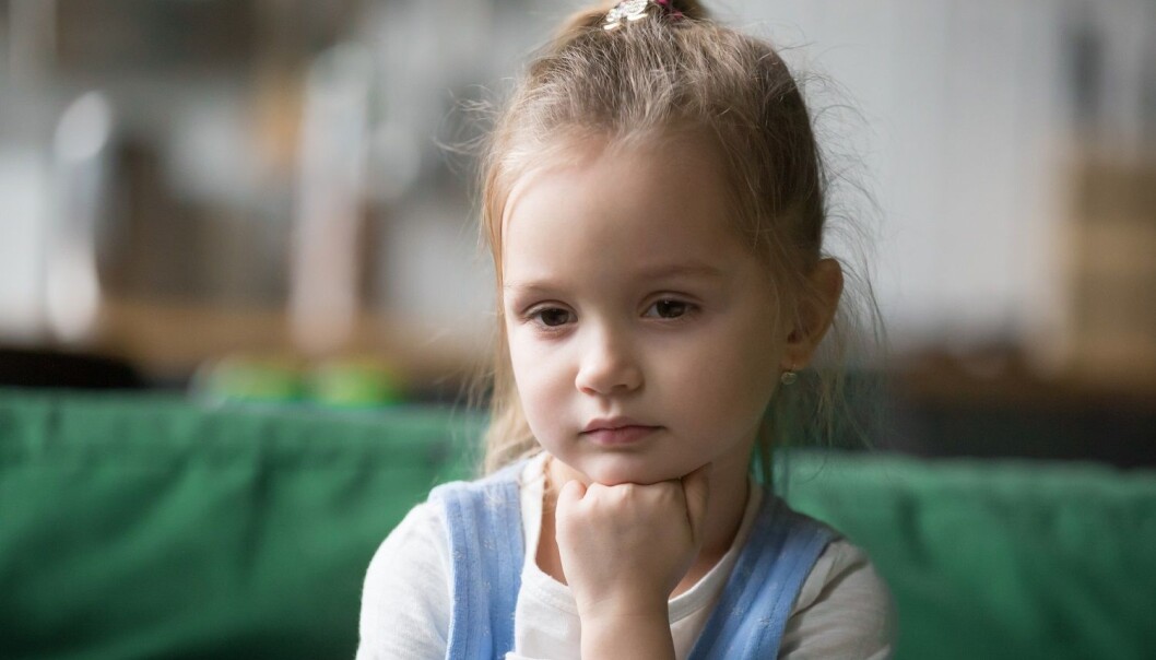 Standardiserte gruppesamtaler kan tilsløre det enkeltes barn smerte og lidelse, ifølge forsker. Standardiserte gruppesamtaler kan tilsløre det enkeltes barn smerte og lidelse, ifølge forsker.
