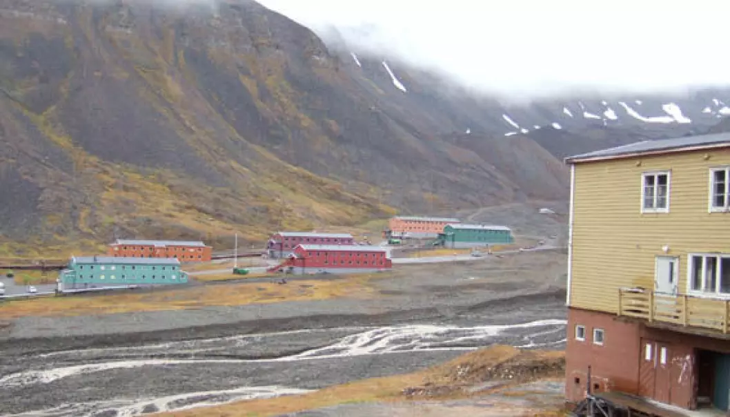 Sjekker PCB-forurensning på Svalbard