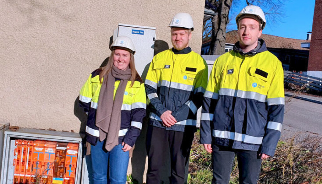 Masterstudentene Vilde Sundling, Simen Torvund Sørlie og Odin Dahle Sjåstad får jobbe med et reelt forskningsprosjekt med mål om å redusere brann i kabelskap. Masterstudentene Vilde Sundling, Simen Torvund Sørlie og Odin Dahle Sjåstad får jobbe med et reelt forskningsprosjekt med mål om å redusere brann i kabelskap.