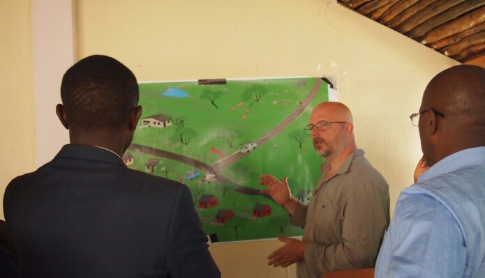 Martin Reinhardt Nielsen from the University of Copenhagen talks to stakeholders about future scenarios. Martin Reinhardt Nielsen from the University of Copenhagen talks to stakeholders about future scenarios.