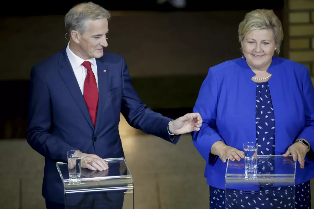 AP-leder Jonas Gahr Støre og statsminister Erna Solberg (H) på Stortinget under partilederdebatten før kommune- og fylkestingsvalget 2019.