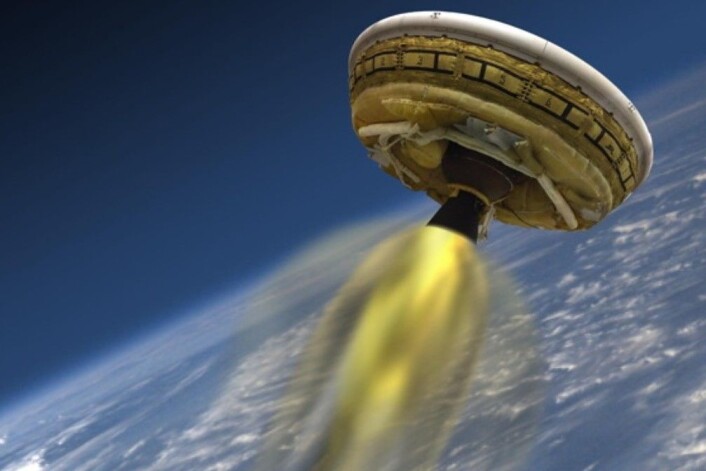 Ikke la deg lure: Dette er ikke en UFO fra en annen planet. Dette er et fartøy NASA har laget der formålet er å lande utstyr trygt på Mars. (Foto: NASA) Ikke la deg lure: Dette er ikke en UFO fra en annen planet. Dette er et fartøy NASA har laget der formålet er å lande utstyr trygt på Mars. (Foto: NASA)
