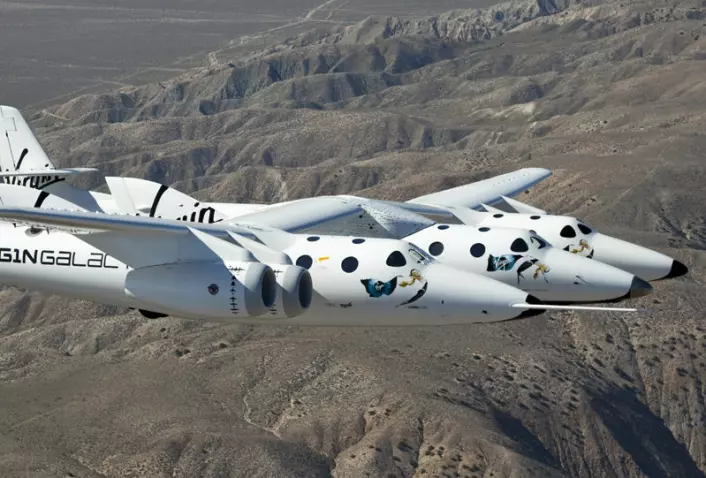 SpaceshipTwo Enterprise under en prøveflygning fra Mojave-flyplassen i USA. (Foto: Mark Greenberg, Virgin Galactic)
