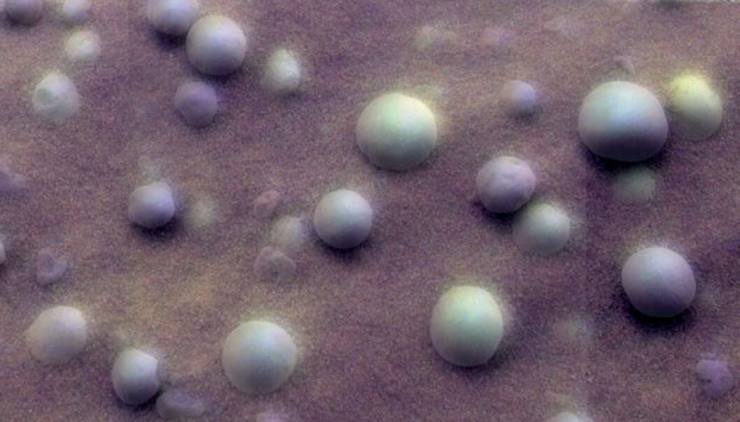 Forskere klødde seg i hodet over disse kuleformede steinene på et par millimeter. Forskere klødde seg i hodet over disse kuleformede steinene på et par millimeter.